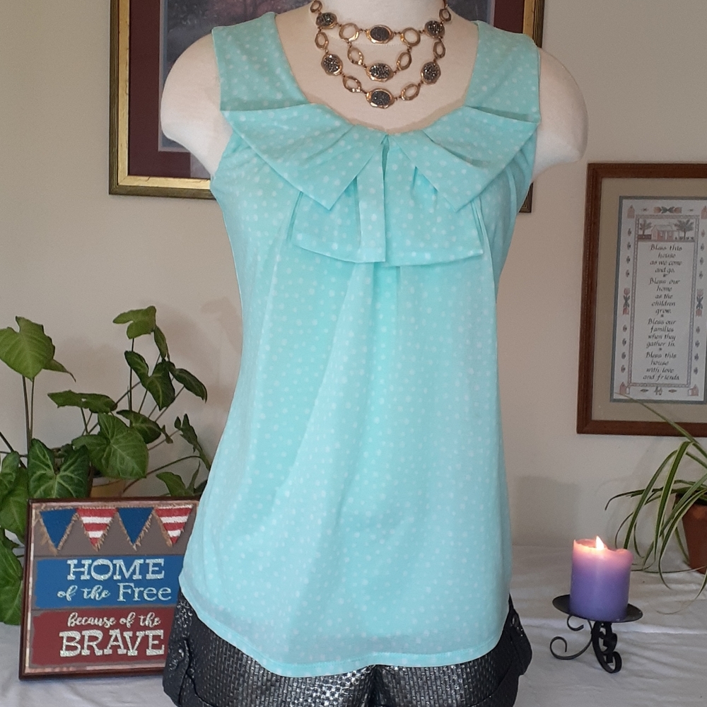 Top, 🚨3/$15, Sleeveless, Aqua Green, polka dots, S